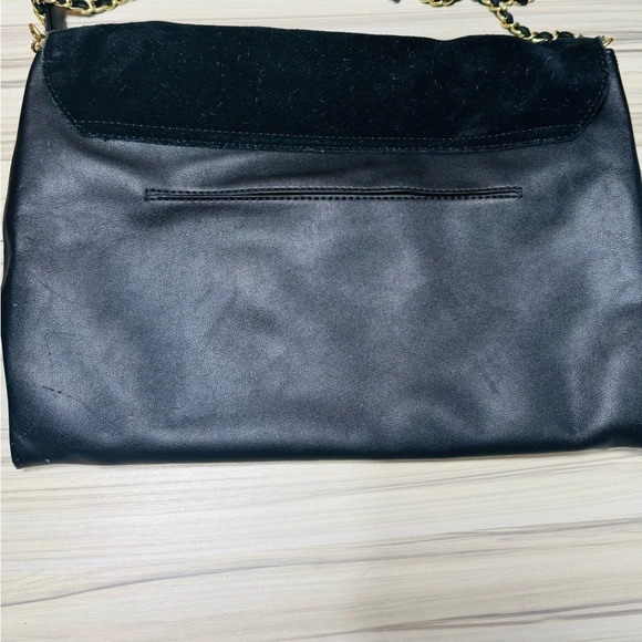 Dear Drew Suede Leather Envelope shoulder bag Black Gold chain heart closure - Picture 3 of 5